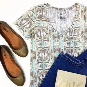 [Nollie] Mint Aztec Tribal Pocket Tee